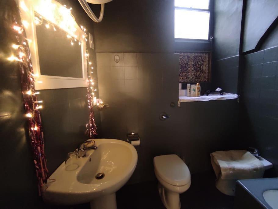 Bel Appartement Dans Le Centre De มิลาน ภายนอก รูปภาพ
